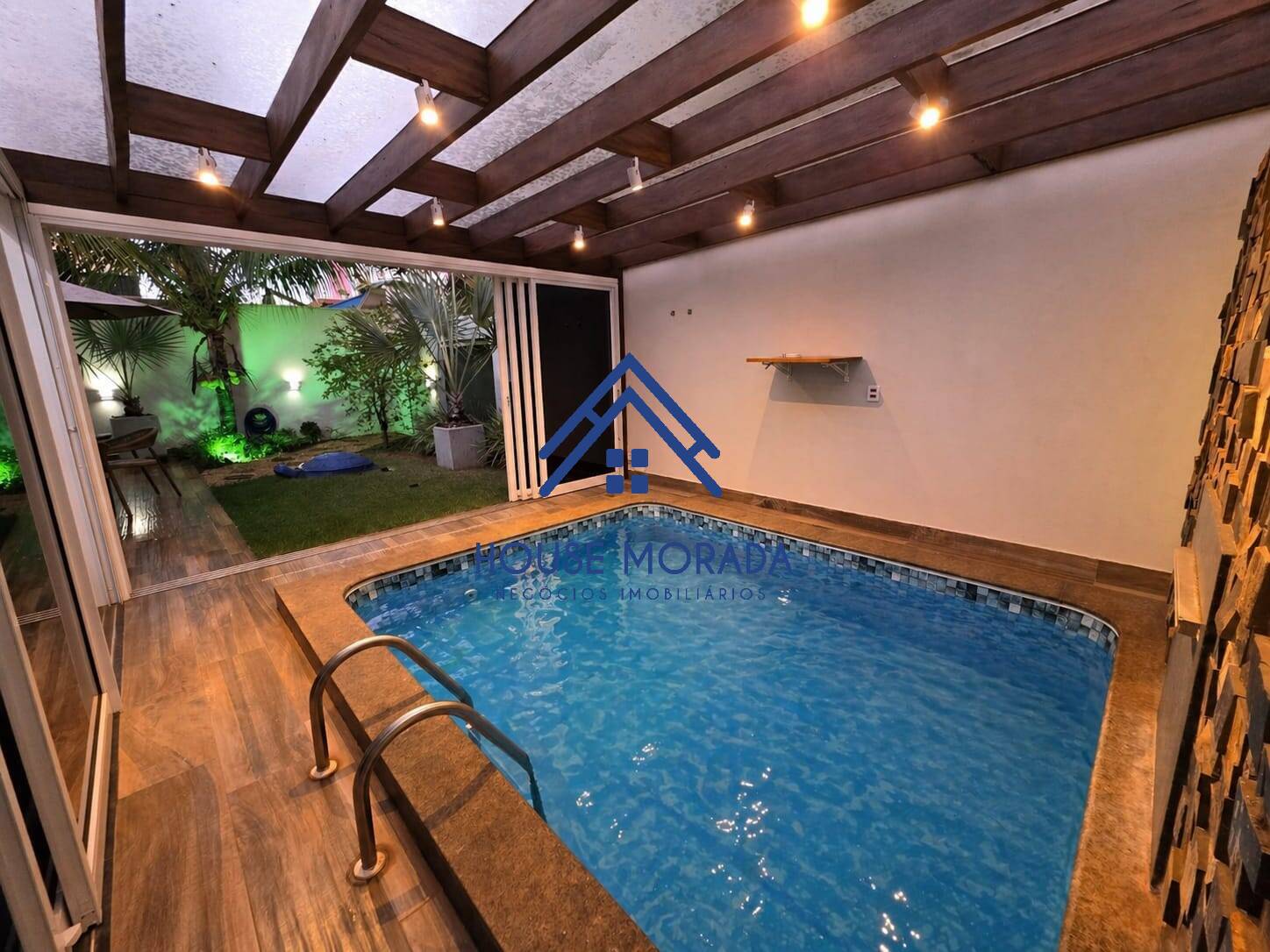 VENDO CASA 3 SUÍTES C/PISCINA ÁREA DE LAZER CONDOMÍNIO CENTRAL PARK AQA SP