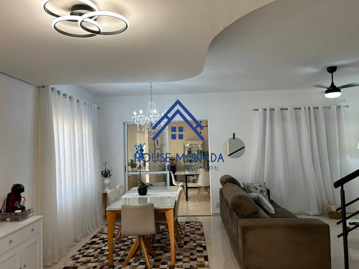 VENDO SOBRADO 04 DORMIT SENDO 01 SUÍTE CONDOMINIO GRAN VILLAGE STA ANGELINA