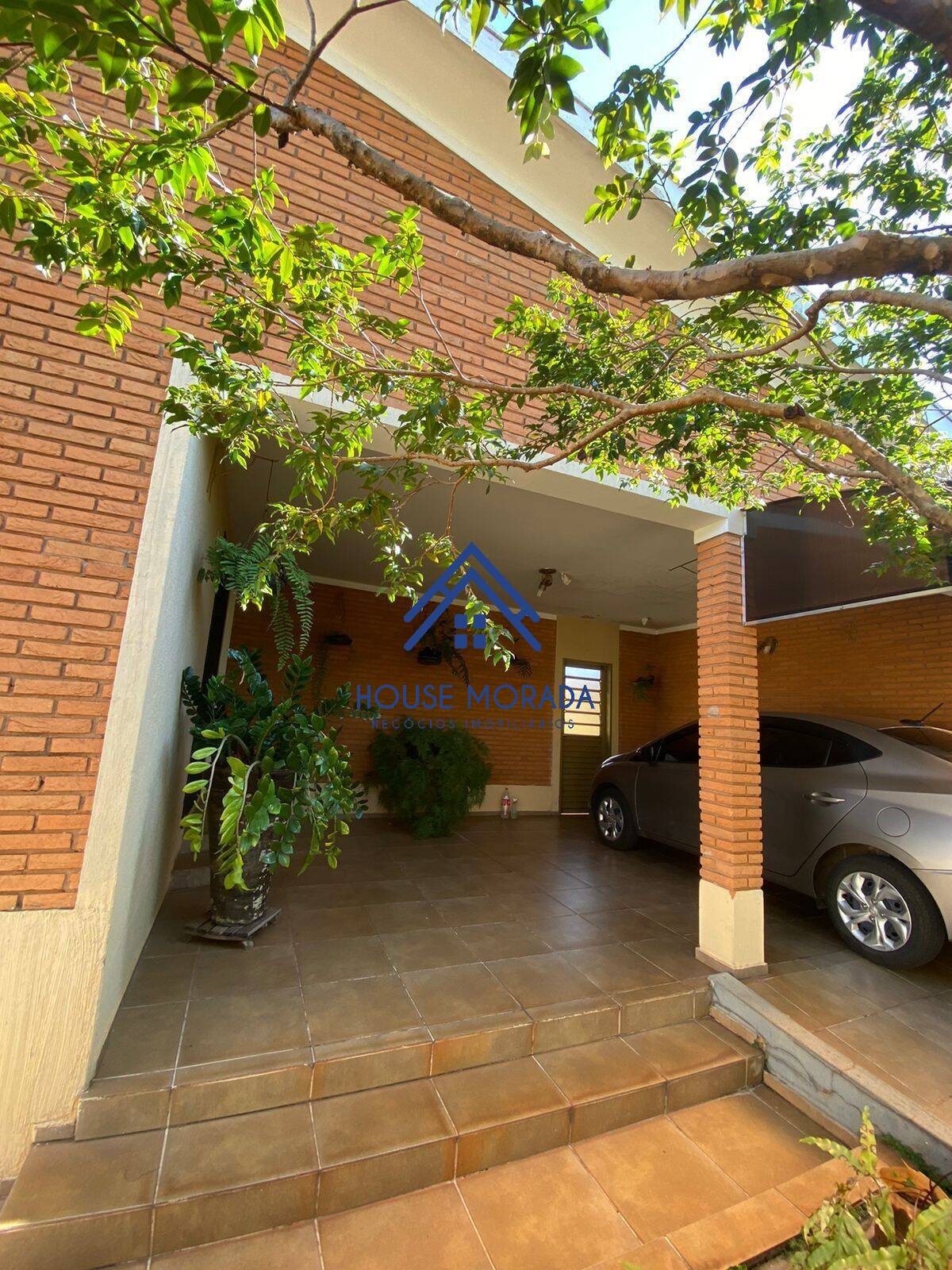 VENDO CASA 03 DORMITÓRIOS SENDO 01 SUÍTE VILA XAVIER ARARAQUARA SP