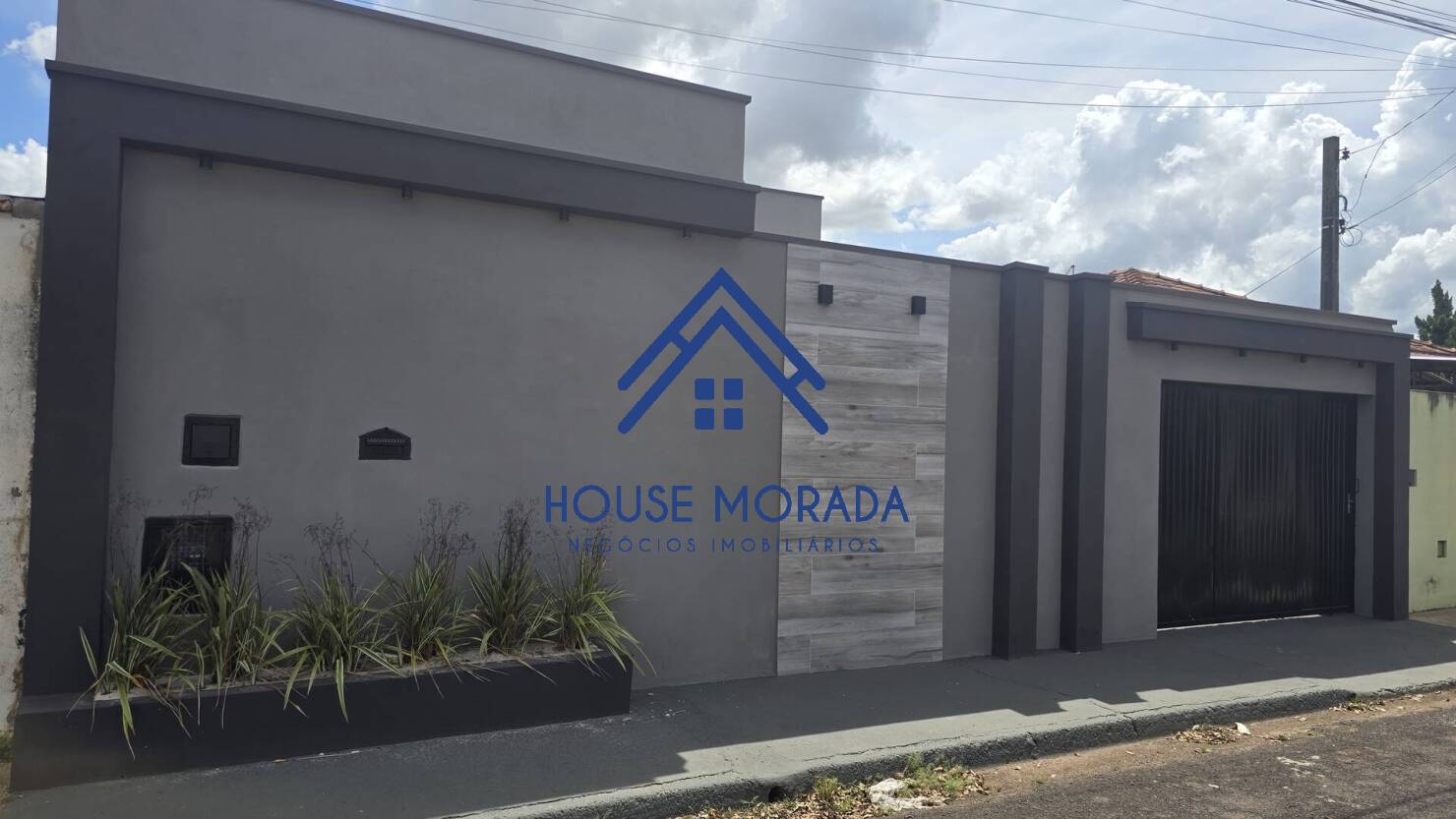 VENDO CASA 3 DORMIT SENDO 1 SUITE COM PISCINA, VALE DO SOL, ARARAQUARA/SP