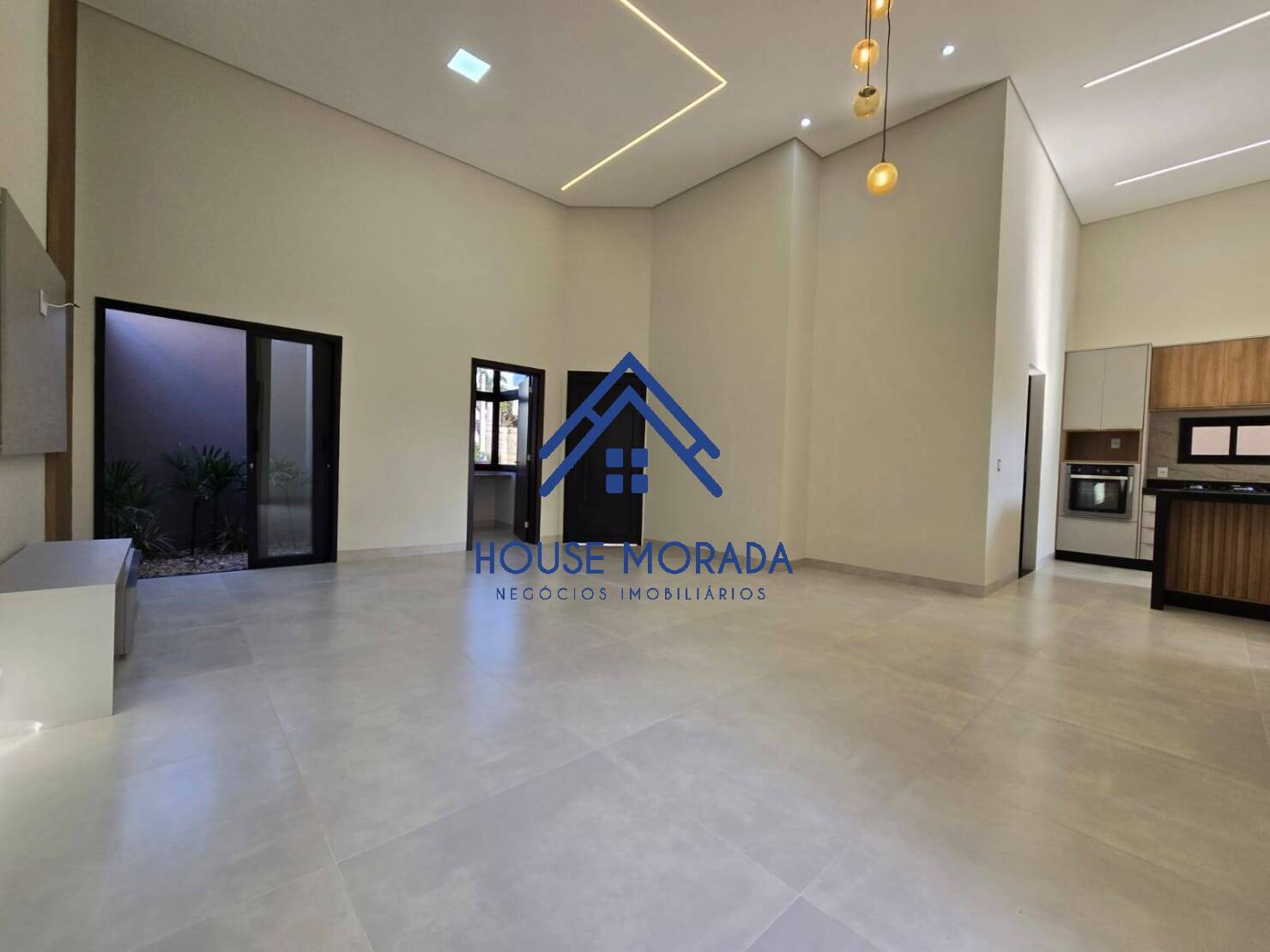 VENDO CASA, SENDO 3 SUITES, CONDOMÍNIO VILLAGE DAMHA 2 ARARAQUARA SP